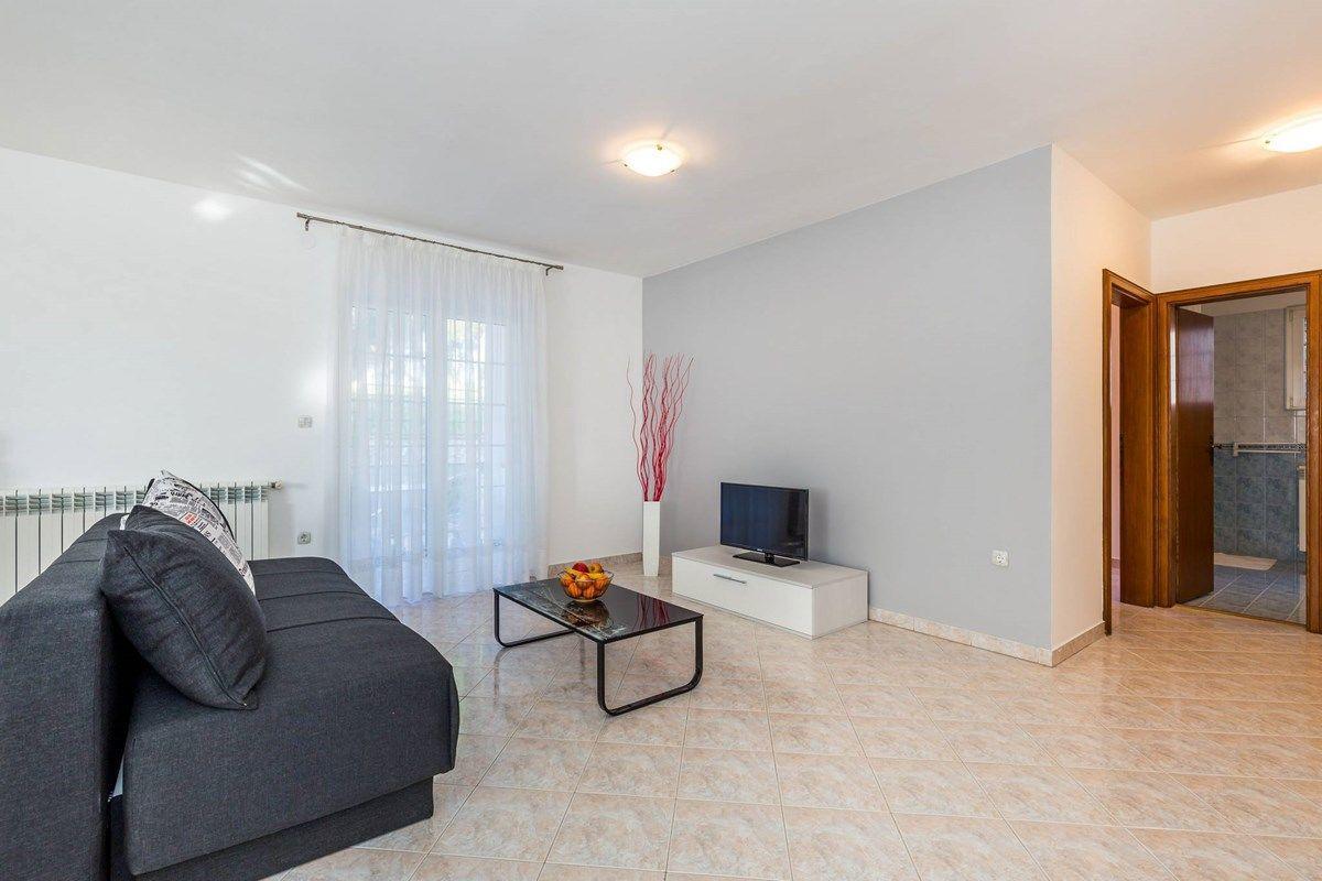 Apartments Ori Pula Bagian luar foto